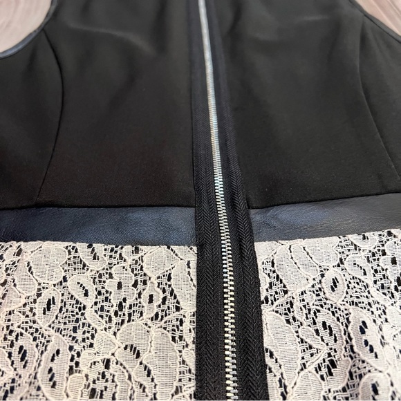 Kenzie Lace Faux Leather Black White Mini Dress Size Small Mixed Media Pockets - Picture 6 of 9